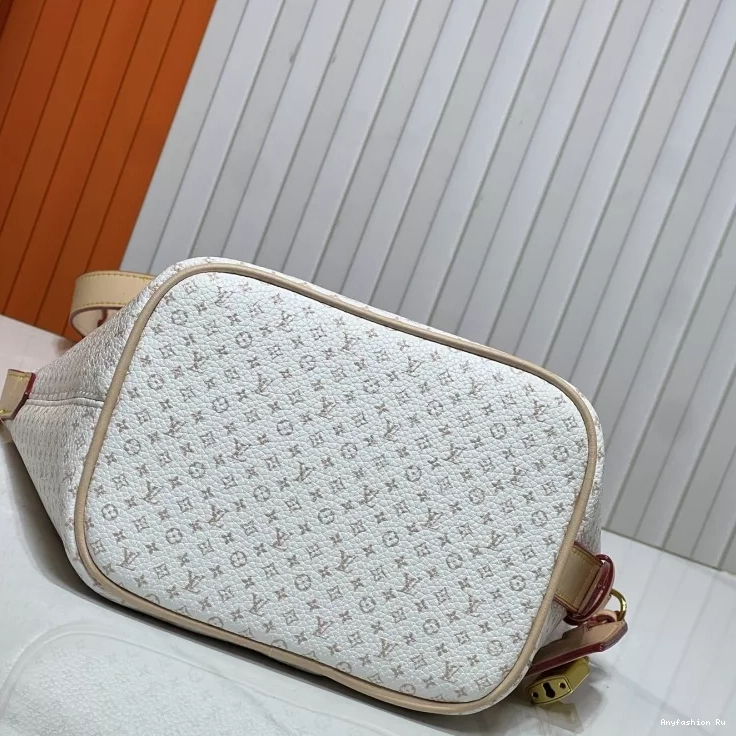 Women Bags 279 Messenger Vuitton For Sophisticated Louis 1218